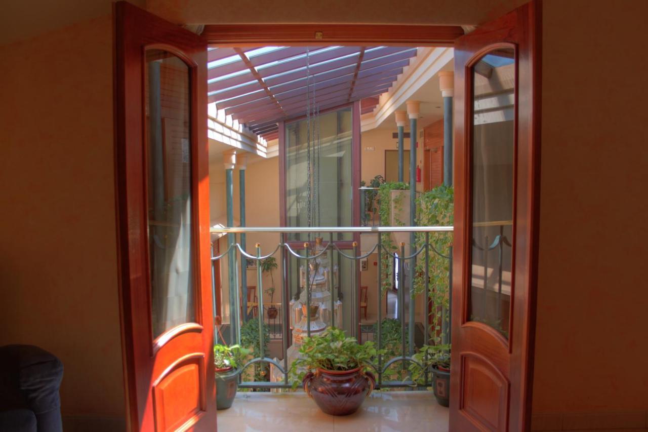Hotel Avenida Beas de Segura Δωμάτιο φωτογραφία