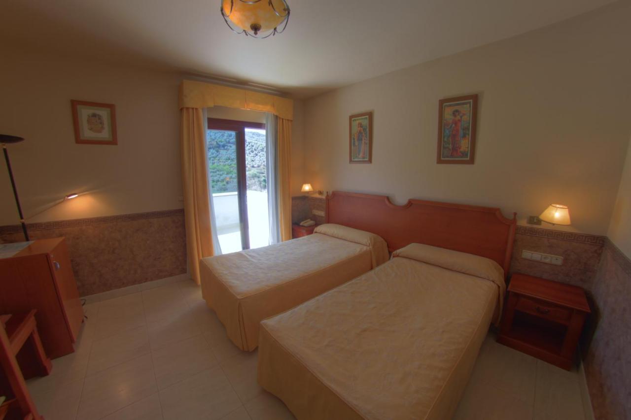 Hotel Avenida Beas de Segura Εξωτερικό φωτογραφία