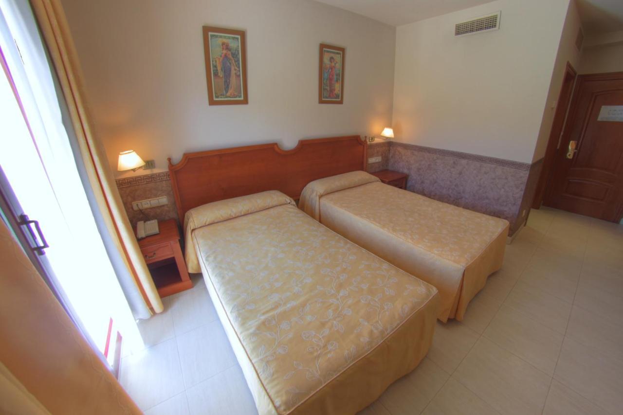 Hotel Avenida Beas de Segura Δωμάτιο φωτογραφία