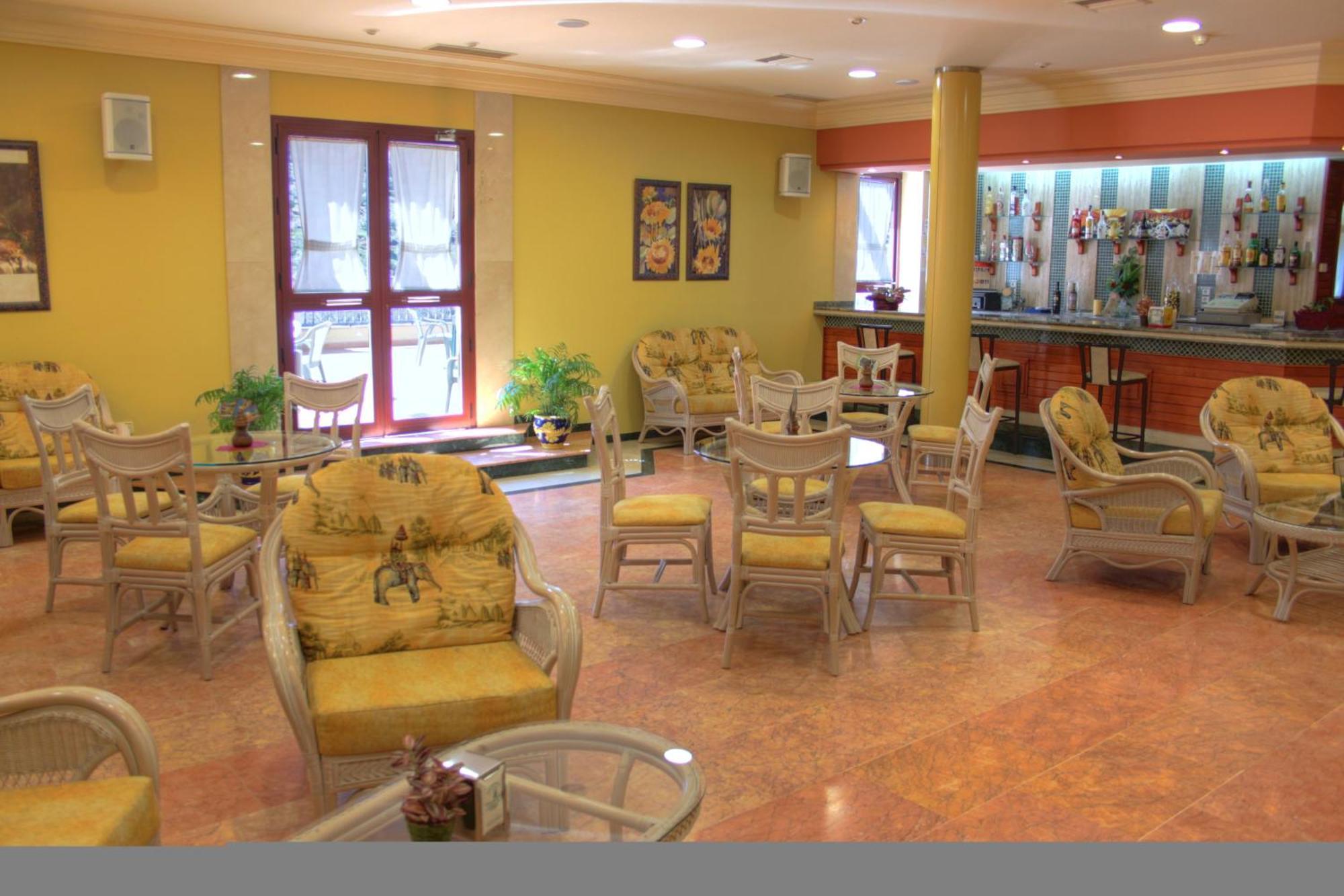 Hotel Avenida Beas de Segura Εξωτερικό φωτογραφία