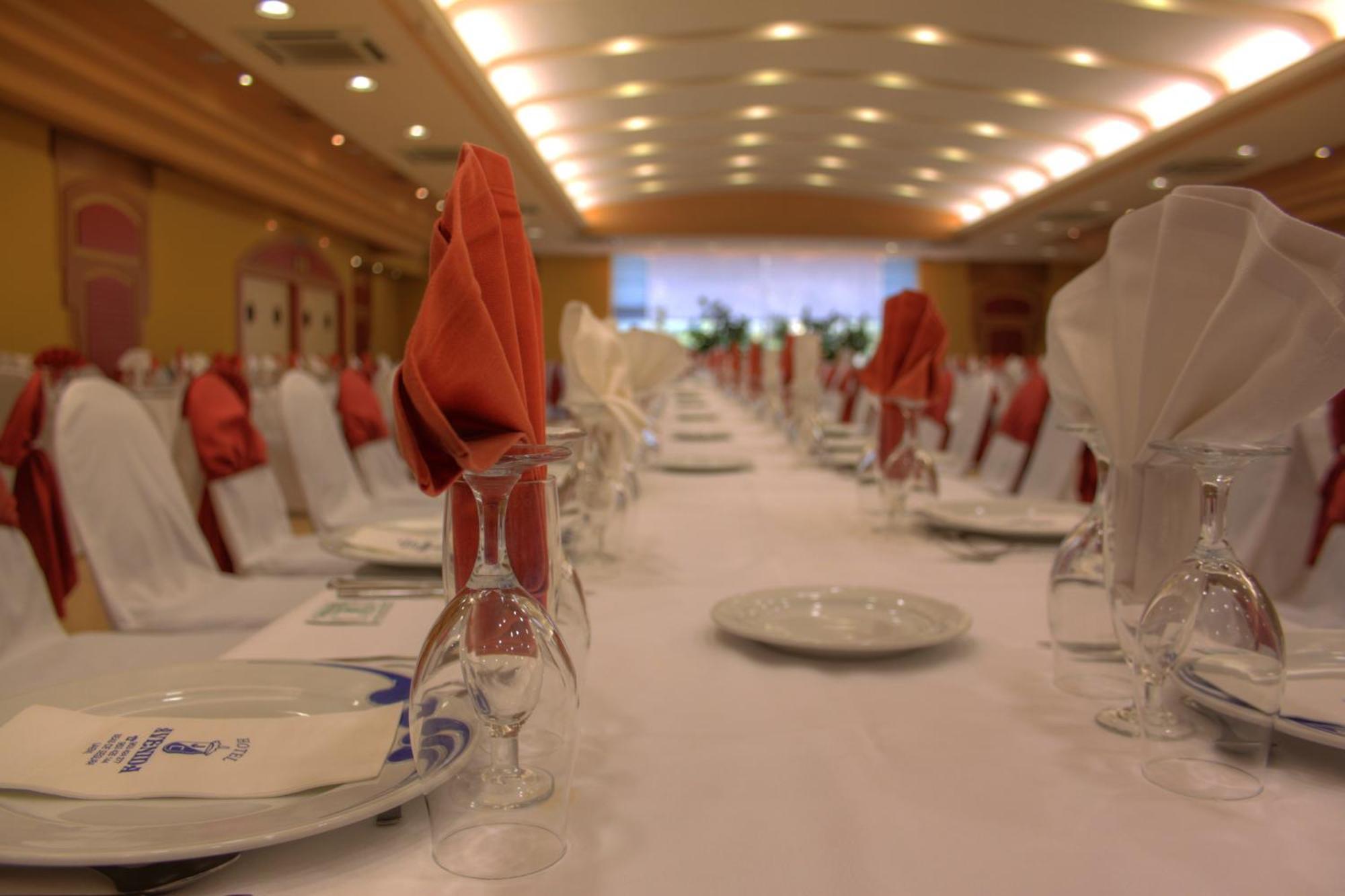 Hotel Avenida Beas de Segura Εξωτερικό φωτογραφία
