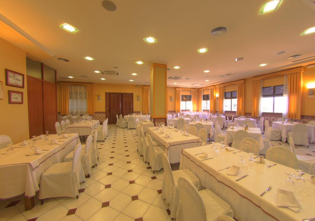 Hotel Avenida Beas de Segura Εξωτερικό φωτογραφία